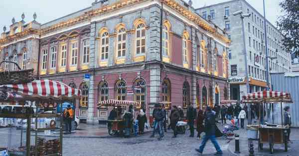 怎样制作动画片教程_怎样制作动画表情加文字