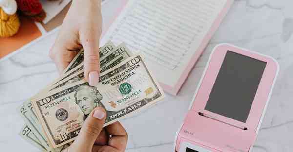 首部全电脑制作动画