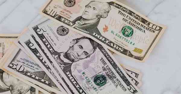 如何制作表格word_如何制作表格word插入标题