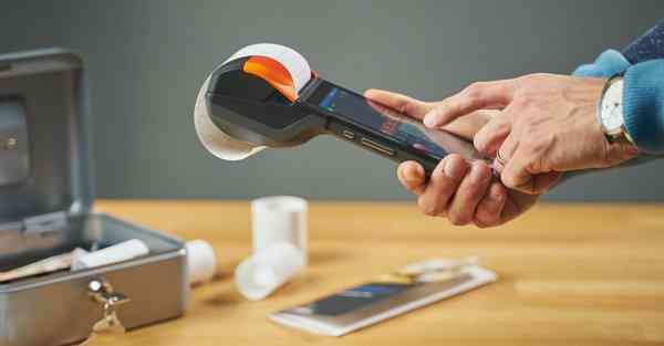 开心的走动画制作