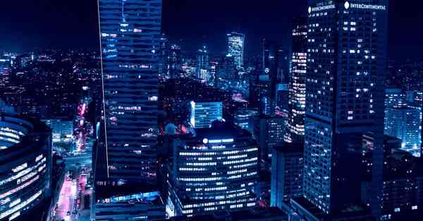 首部全电脑制作动画