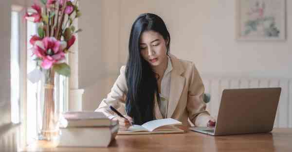 手帐制作动画效果