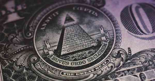 怎样制作游戏开场动画